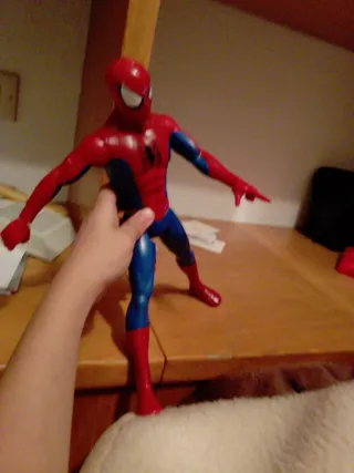 Figura Spiderman con 7 articulaciones