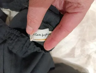 Traje de fallero niño negro y blanco.