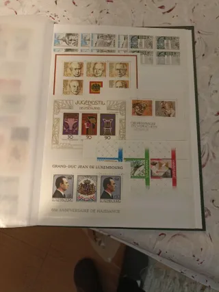 Lote de sellos nuevos y usados