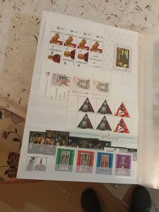 Lote de sellos nuevos y usados