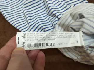 Camiseta tirantes Bershka, talla XS