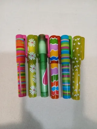 6 Plumas Agatha Ruiz de la Prada Cortas