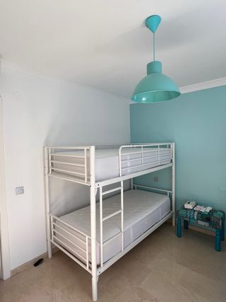 Litera Ikea Blanca Metal