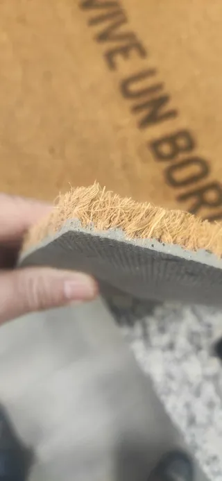 Felpudo "Aquí vive un borderline"