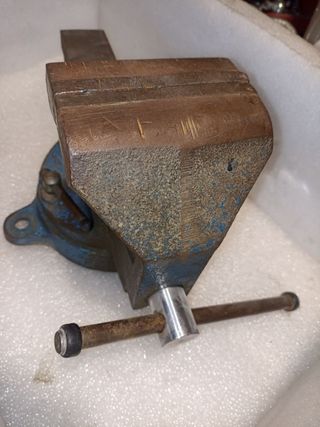 Tornillo banco 125 ACESA