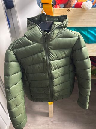 Abrigo niño verde 9, 10 año