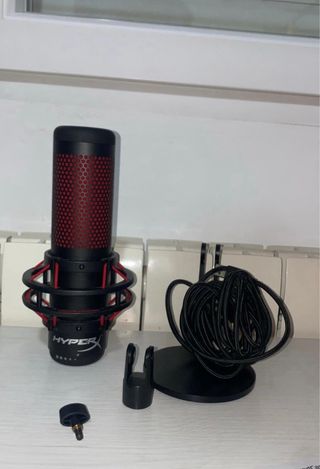 Micrófono HyperX QuadCast. € NEGOCIABLE.
