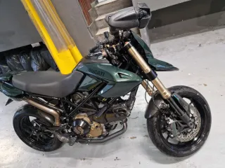 Ducati Hypermotard 1100 EVO Supermoto