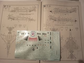 Maqueta Revell F-4F Phantom II 1/72