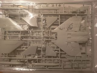 Maqueta Revell F-4F Phantom II 1/72
