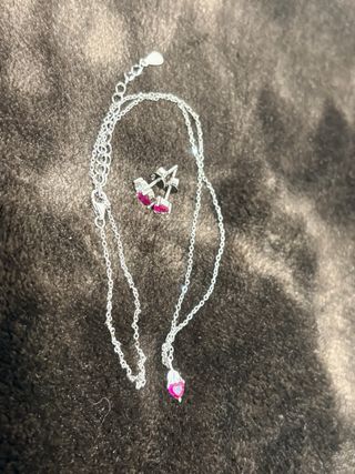 Conjunto Corazón Rojo Colgante y Pendientes Plata