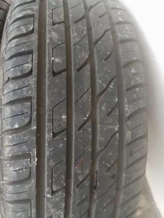 4 Llantas Volkswagen Touran Gomas 90% medidas