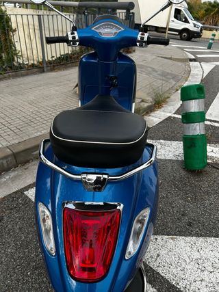 Vespa Sprint 125 Azul