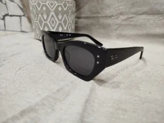 Ray-Ban Zena RB4430 Occhiali da Sole Neri