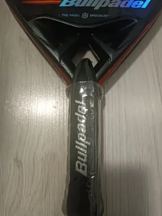 A estrenar! Pala Bullpadel