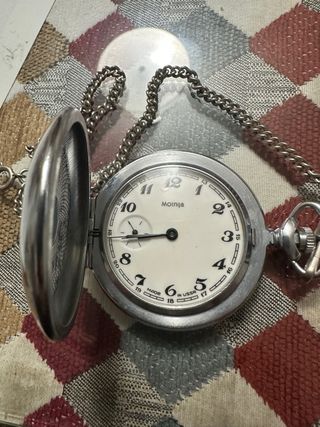 Reloj de bolsillo Molnija ruso Made in USSR