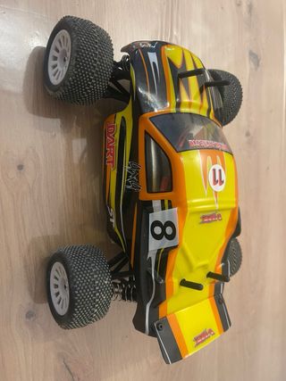 Coche teledirigido 1/18 4WD Eléctrico