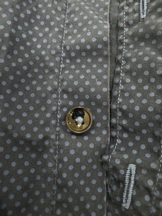 Camisa azul con microestampado