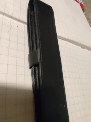 Penna Montblanc nera con dettagli oro