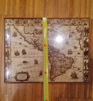 Taburete artesanal único hecho a medida