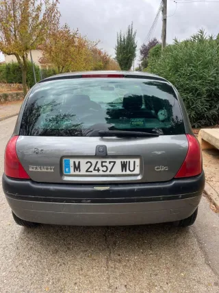 Renault Clio 1998
