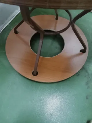 Mesa redonda 89 cm diámetro y tarimilla