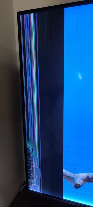 Vendo TV Samsung QLED 65” para piezas