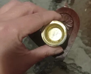 Portacandele vintage in legno a forma di cuore