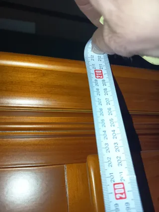 Salón comedor madera noble completo