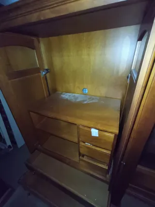 Salón comedor madera noble completo