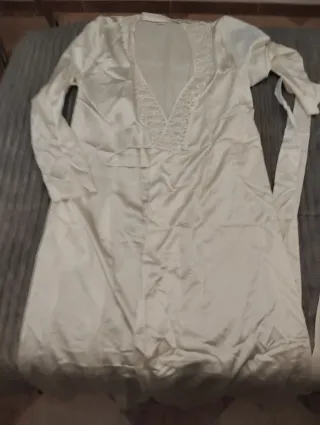 Camisón de novia con encaje