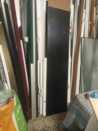 Panel sándwich negro brillo