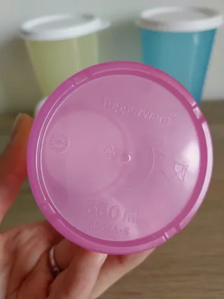 Conjunto de 3 copos Tupperware com tampa