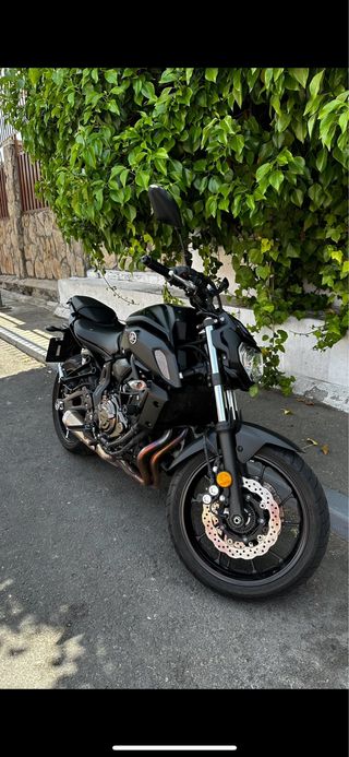 Yamaha MT-07 A2