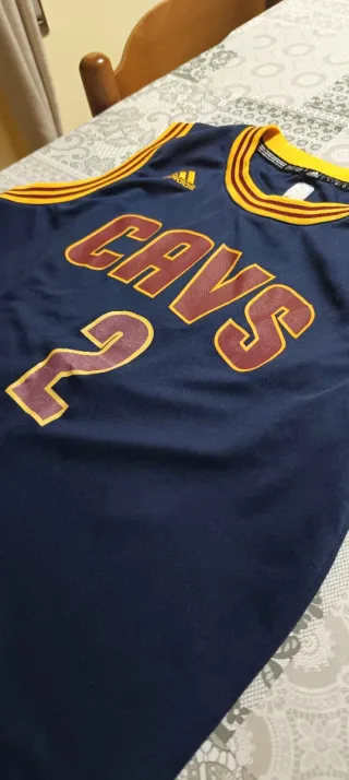 Completo Basket Cleveland Cavaliers Kyrie Irving