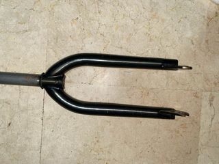 Cuadro GT y horquilla BMX negro