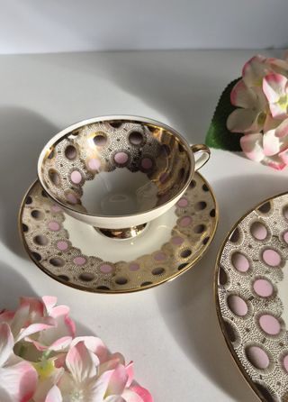 Trío de porcelana Bavaria oro y rosa