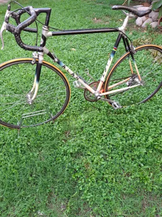 Bicicleta de carretera ALAN
