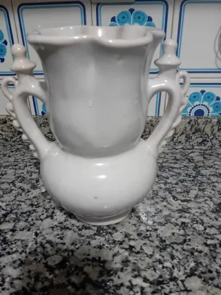 Jarras de cerámica decoradas