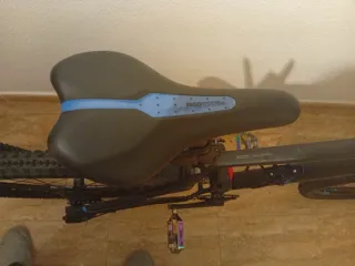 Bicicleta Rockrider Negra y Azul