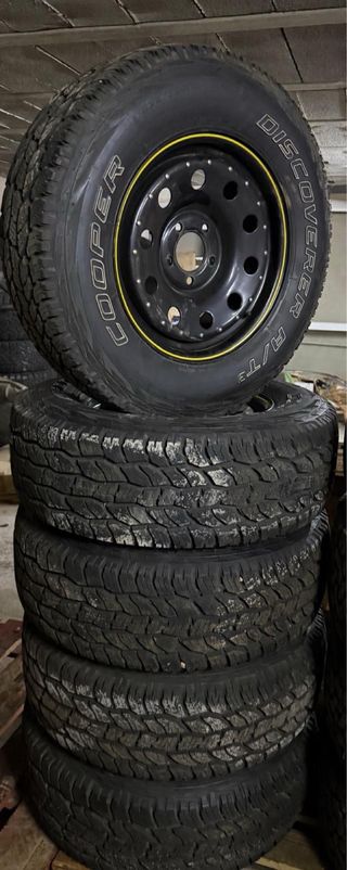 Kit 5 Ruedas Cooper Discoverer A/T3 Buje honda crv