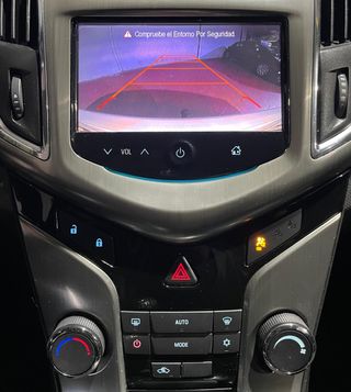 Chevrolet Cruze 1.6 LT