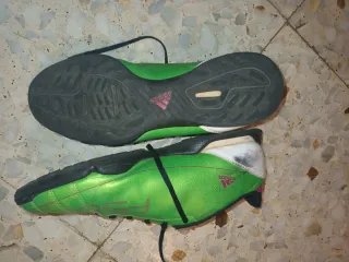 Zapatillas Adidas Verdes no se que numero es