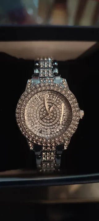 Reloj de San Valentín con Cristales