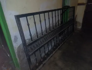 Marco de hierro para ventana o valla