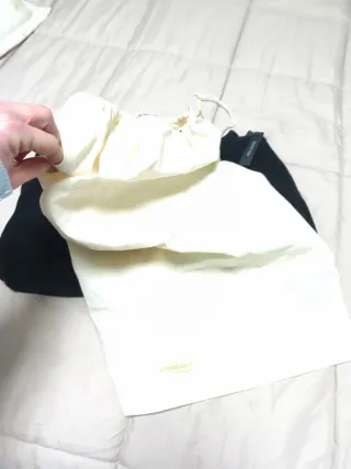 Bolso serraje negro con bolsa