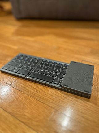 Teclado Portátil Plegable con Touchpad