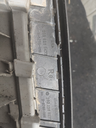 FARO DERECHO MERCEDES CLASE C (W202) BERLINA 220