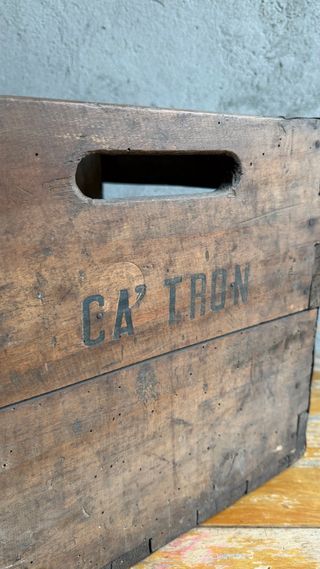 Cassetta In Legno Vino Cantine Ca’ Tron anni ‘40