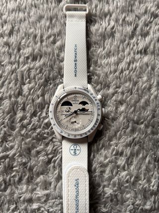Omega x Swatch MoonSwatch
